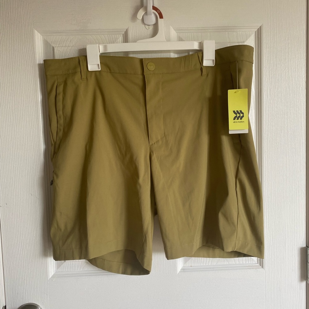 All in motion Mens shorts NWT
